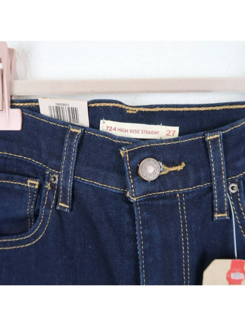 NWT Levis 724 High-Rise Straight Medium W27 L30 Dark Wash Jeans Womens Size 4 - Picture 3 of 7